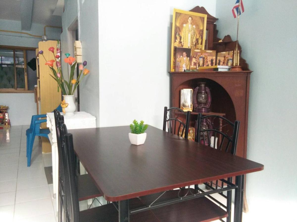 Appartement A & P House à Bangkok Extérieur photo